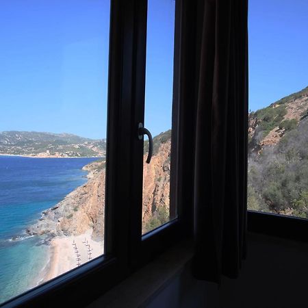 Nuraghe Apartments 特乌拉达 外观 照片