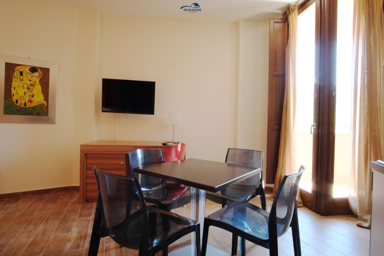 Nuraghe Apartments 特乌拉达 外观 照片