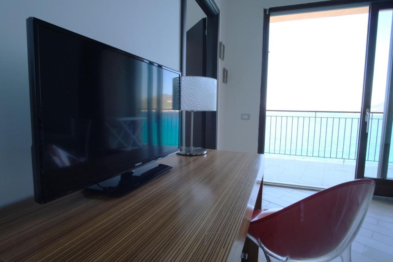 Nuraghe Apartments 特乌拉达 外观 照片
