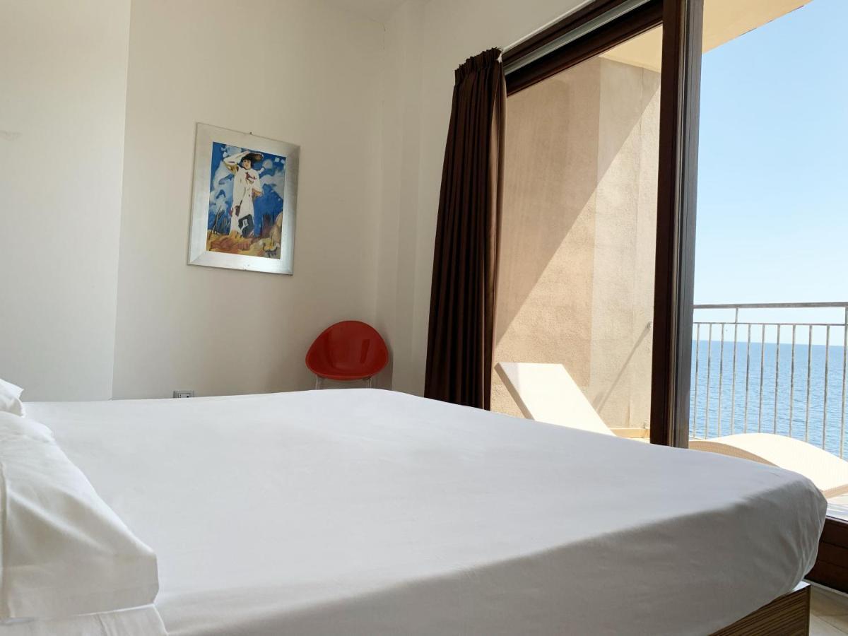 Nuraghe Apartments 特乌拉达 外观 照片